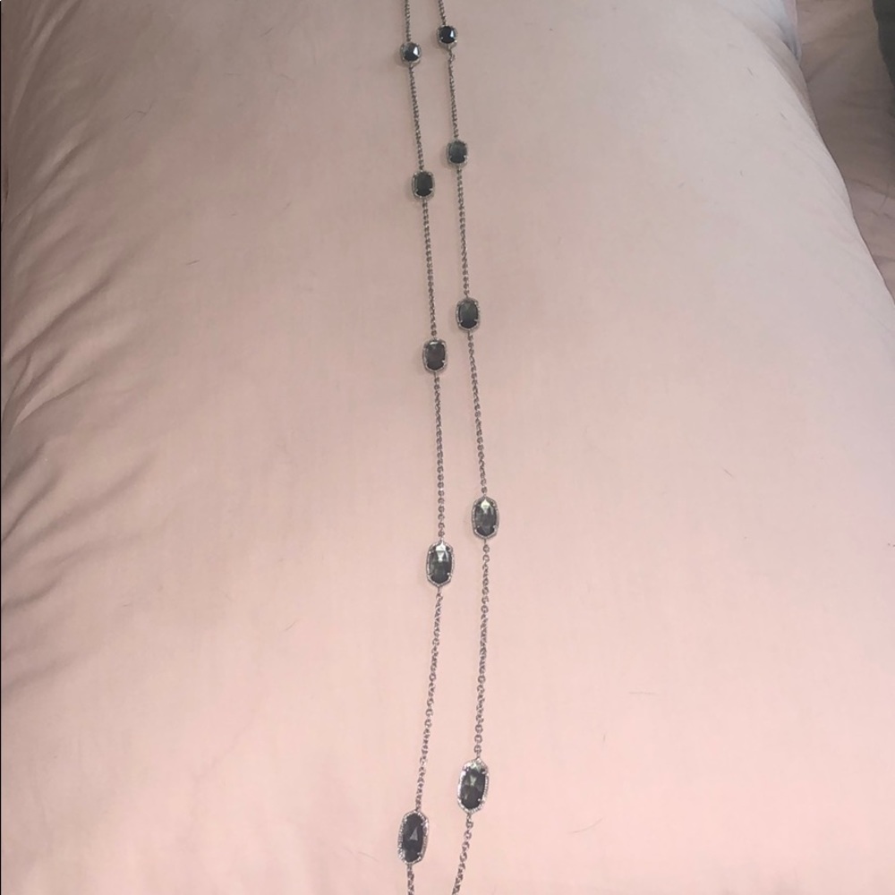 Black Mother Pearl Kendra Scott pendant necklace